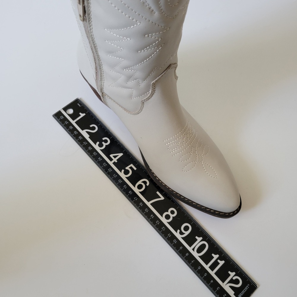 Steve Madden Hayward Western Boots 9M Ivory Knee High Cowgirl Minimalist Neutral - Picture 9 of 13